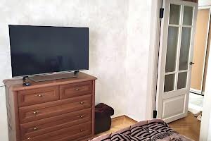 квартира за адресою Івана Миколайчука вул., 18