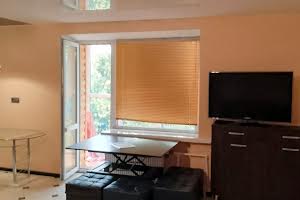 квартира за адресою Космонавтів вул., 20