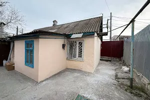 будинок за адресою Радіальна вул., 93а