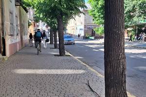 коммерческая по адресу Евгения Коновальца ул., 12