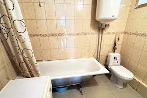 квартира за адресою Степана Бандери вул., 12