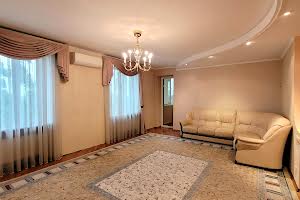 квартира за адресою Святослава Ріхтера вул., 17