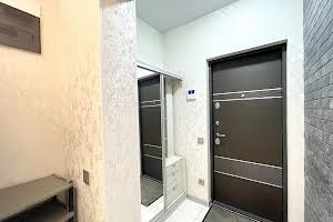 квартира за адресою Драгоманова вул., 8