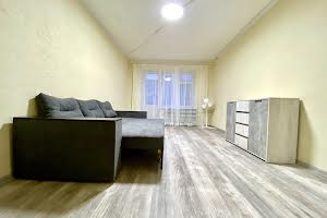 квартира за адресою Михайла Драгоманова вул. (Димитрова), 64