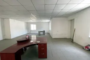 комерційна за адресою Площа Героїв, 16а