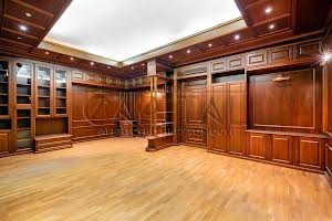 комерційна за адресою Жилянська вул., 5
