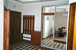квартира за адресою Августина Волошина вул., 3