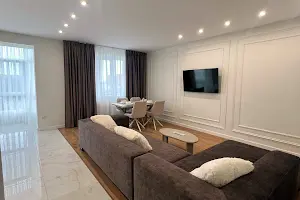 квартира за адресою Височана вул., 18