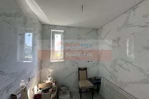 дом по адресу Володимира Івасюка, 1