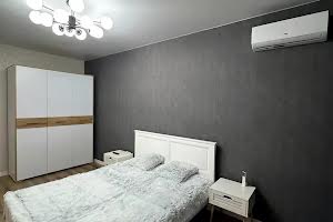 квартира за адресою Височана вул., 18