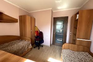квартира за адресою Макарова, 52