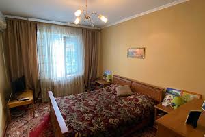 квартира за адресою Шкільна вул. (Героїв Сталінграда), 48
