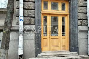 коммерческая по адресу Банковая ул., 3