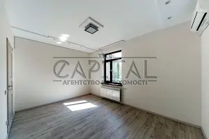 дом по адресу Смородиновая ул., 185