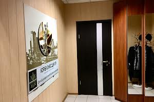 комерційна за адресою Степана Тельги, 65
