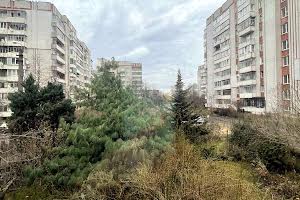 комерційна за адресою Варшавська вул., 78