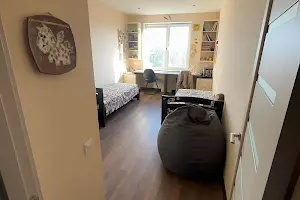 квартира за адресою Літературна вул., 8
