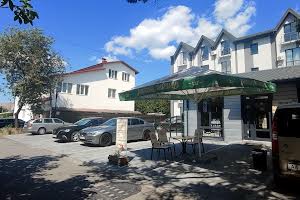 комерційна за адресою Лісорубна вул., 4
