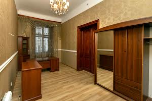 квартира за адресою Ольги Кобилянської вул., 38
