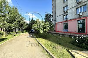 комерційна за адресою Анни Ахматової вул., 31