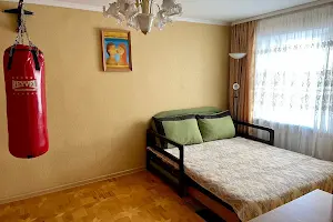 дом по адресу Владимира Моссаковского ул. (Клари Цеткін), 30