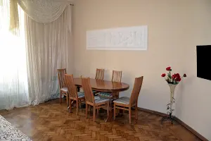 квартира по адресу Чайковского пер. (Чайковського), 19