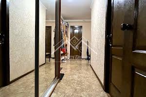 квартира за адресою Кропивницького вул., 97