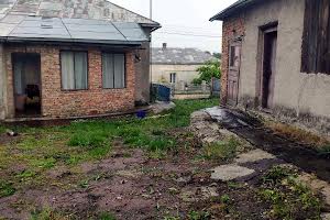 будинок за адресою надрічна