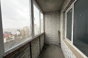 квартира за адресою Коновальця вул., 11