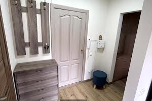 квартира за адресою Автозаводська вул., 6