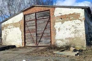 коммерческая по адресу Шкільна, 5
