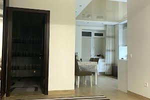 квартира за адресою Каховська вул., 27