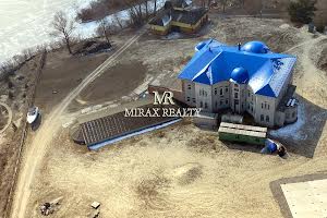 дом по адресу с. Вишенки, Набережна, 1