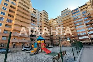 квартира за адресою Зоопаркова вул., 8в