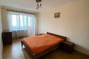 квартира за адресою Товарна вул., 5