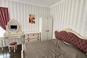 будинок за адресою Харківська вул., 4