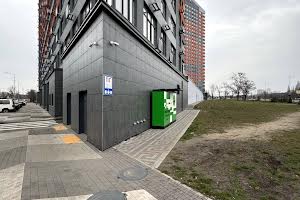 комерційна за адресою Чернігівська вул., 8