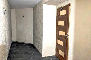 комерційна за адресою Богдана Хмельницького вул., 173