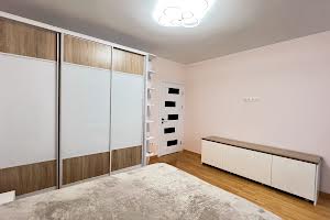 квартира за адресою Слобідська вул., 2