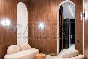 комерційна за адресою Саксаганського вул., 58