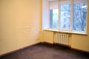 коммерческая по адресу Calle Dilova ул. (Димитрова), 5-Б