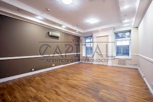 комерційна за адресою Жилянська вул., 5/60