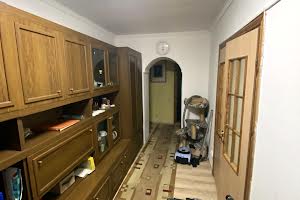 комерційна за адресою Вишняківська вул., 5-Б