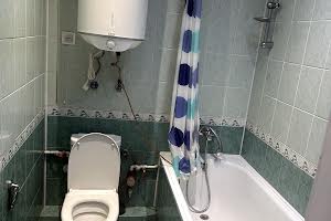 квартира за адресою Вагонна вул., 8