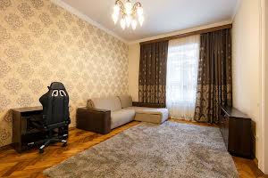 квартира за адресою Патріарха Димитрія Яреми вул. (Антона Чехова), 20