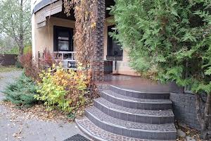 дом по адресу Патона