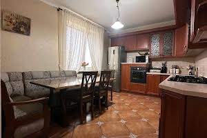 будинок за адресою с. Лище, Центральна