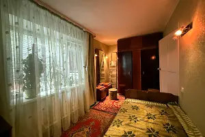 квартира за адресою Українська вул., 17/19