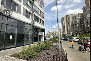 коммерческая по адресу Ревуцкого ул., 40