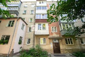 квартира по адресу Героев Крут ул., 6